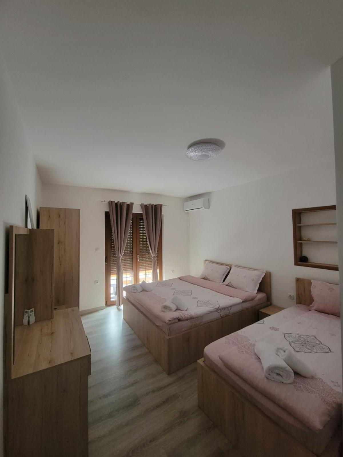 Eleon Motel Brezoviça Dış mekan fotoğraf